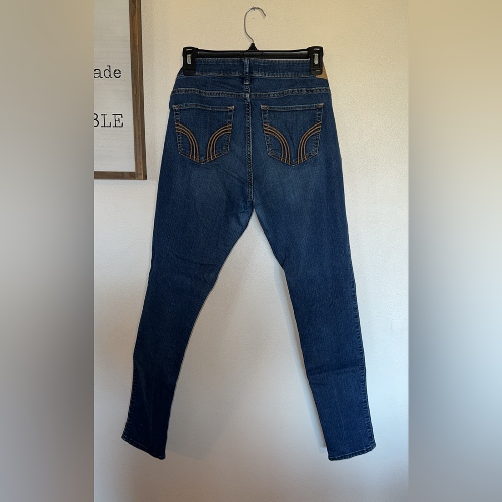 Women’s Hollister skinny Jeans Size 9 short